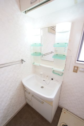 レントハウス越智町の洗面所|オンライン対能応可！