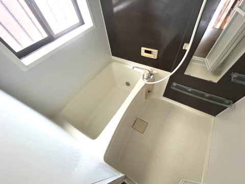 小仲台貸家の浴室|ご見学・ご契約時の送迎可能！