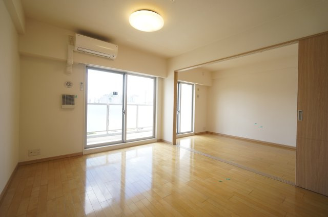 エコロジー千葉みなとレジデンスの居間・リビング|当日の見学大歓迎！
※すべて同タイプのお写真です