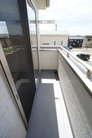 GKタウン9号棟のバルコニー|水曜日、営業時間外もご相談ください！