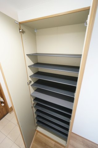 GKタウン9号棟の収納|オンライン対能応可！