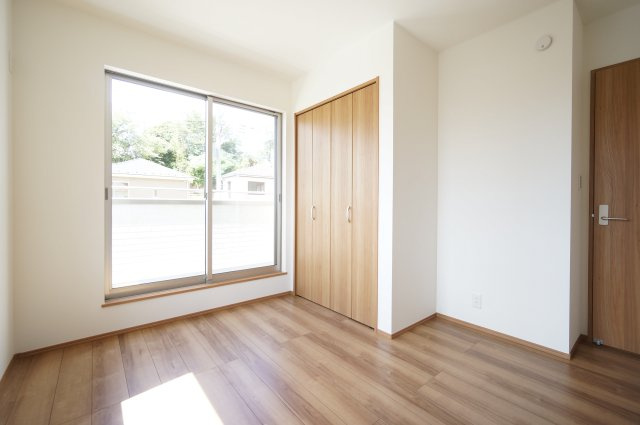 GKタウン9号棟の洋室|お部屋探しは花まる商店にお任せ下さい！