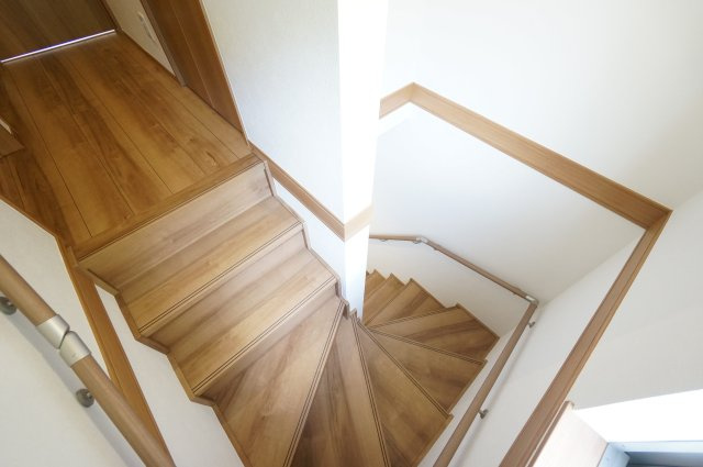 GKタウン9号棟の内装|水曜日、営業時間外もご相談ください！