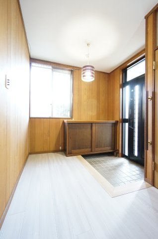 市原市瀬又貸家の玄関|ご見学・ご契約時の送迎可能！