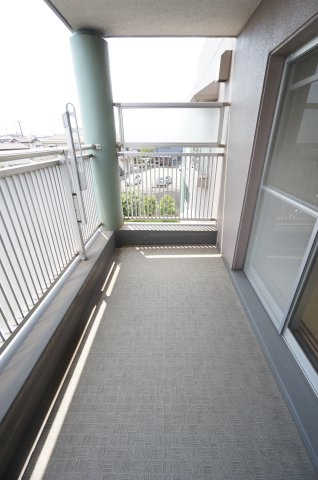 青葉の森公園通り５号棟のバルコニー|水曜日、営業時間外もご相談ください！