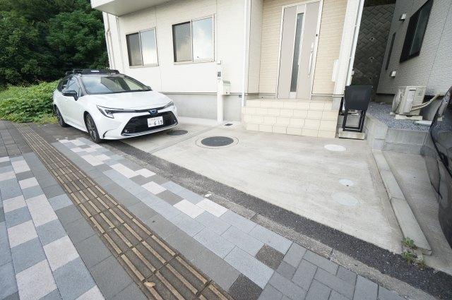 Kolet千葉稲毛の駐車場|お電話でのご予約がスムーズです！