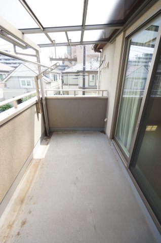 小仲台戸建のバルコニー|水曜日、営業時間外もご相談ください！