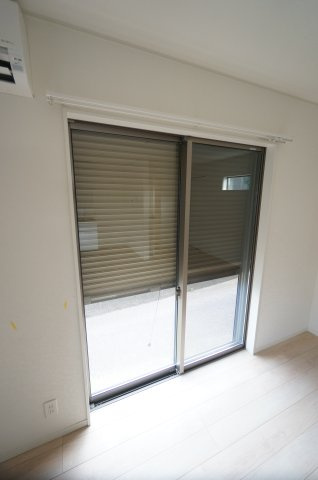 花見川区花園町戸建の居間・リビング|初期費用ご相談ください！