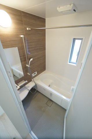 花見川区花園町戸建の浴室|ご見学・ご契約時の送迎可能！