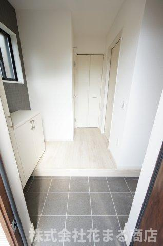 Kolet都賀の玄関|物件、駅でお待ち合わせでのご案内歓迎！