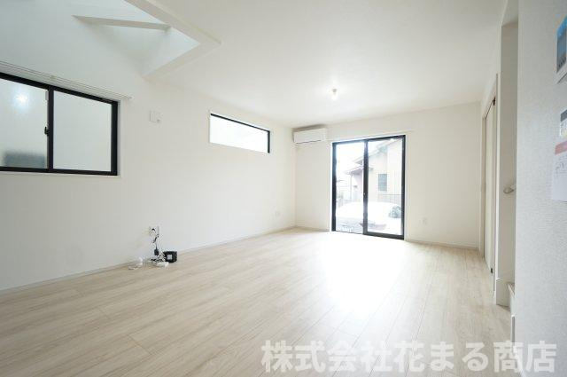 Kolet都賀の居間・リビング|物件、駅でお待ち合わせでのご案内歓迎！