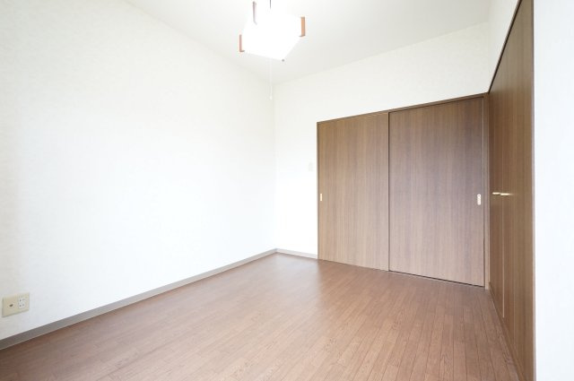 グリーンフィルズの寝室|諸条件、交渉などお任せ下さい！