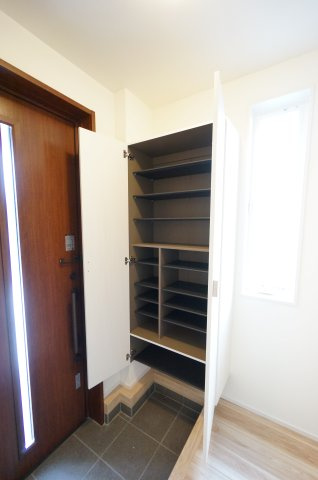 フォレストガーデン稲毛の収納|オンライン対能応可！