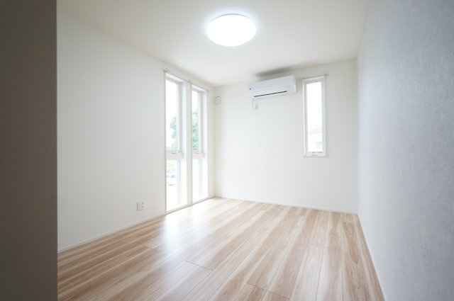 フォレストガーデン稲毛の洋室|お部屋探しは花まる商店にお任せ下さい！