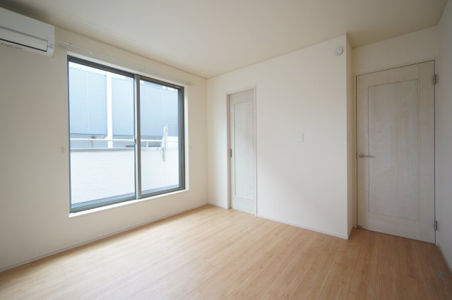 Kolet千葉旭町の洋室|詳細、ご不明点等、お気軽にご連絡ください！