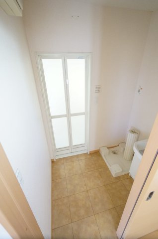 磯辺三丁目戸建の洗面所|お問合せは花まる商店まで！