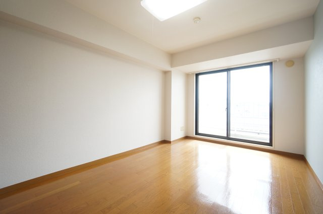 ヴィレッジハウス　千葉南の居間・リビング|お電話でのご予約がスムーズです！
※すべて同タイプのお写真です