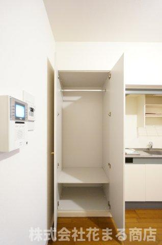 パティオス8番街の収納|物件、駅でお待ち合わせでのご案内歓迎！