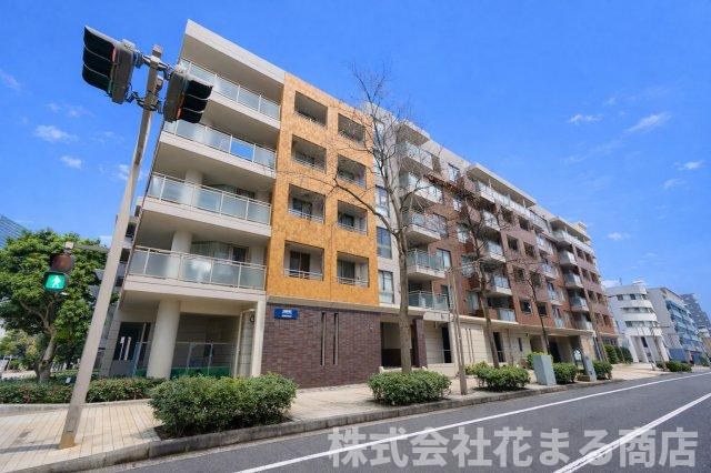 パティオス8番街の外観|物件、駅でお待ち合わせでのご案内歓迎！