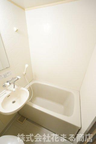 パティオス8番街の浴室|物件、駅でお待ち合わせでのご案内歓迎！