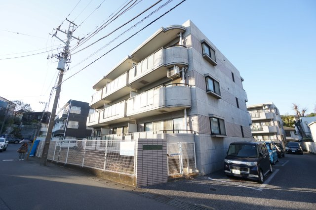 ロイヤルコーポ椿森