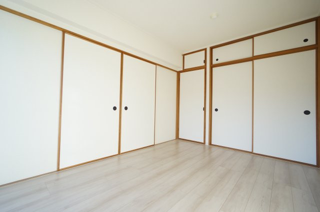 ロイヤルコーポ椿森の洋室|お電話でのご予約がスムーズです！