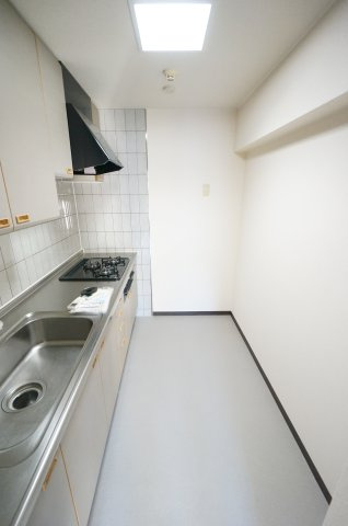 ロイヤルコーポ椿森のキッチン|水曜日、営業時間外もご相談ください！