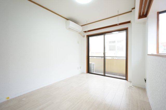 グリーンビラの洋室|詳細、ご不明点等、お気軽にご連絡ください！