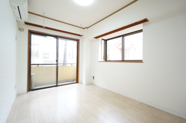 グリーンビラの洋室|詳細、ご不明点等、お気軽にご連絡ください！
※すべて同タイプのお写真です