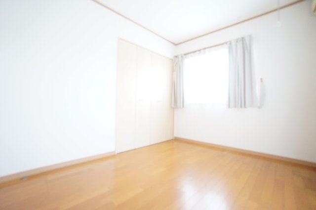 千葉市稲毛区園生町の洋室|物件、駅でお待ち合わせでのご案内歓迎！