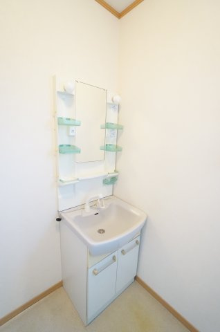 千葉市稲毛区園生町の洗面所|オンライン対能応可！