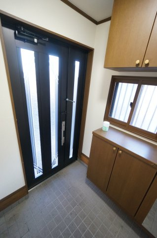 リブレス三角町の玄関|当日の見学大歓迎！