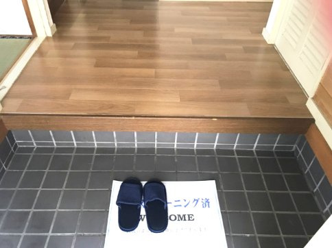 原田貸家の玄関|当日の見学大歓迎！