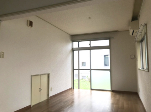 原田貸家の居間・リビング|当日の見学大歓迎！