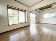 蕗原戸建の居間・リビング|当日の見学大歓迎！