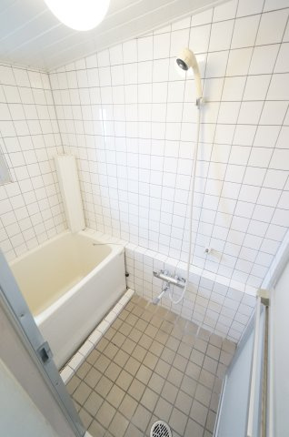 レインボーハウス勾当水4号棟の浴室|ご見学・ご契約時の送迎可能！