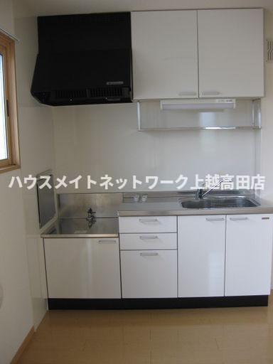 ロイヤルガーデン南城　Ａ棟のキッチン|キッチン