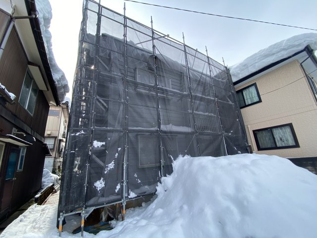 長岡市堀金３丁目のアパートの外観