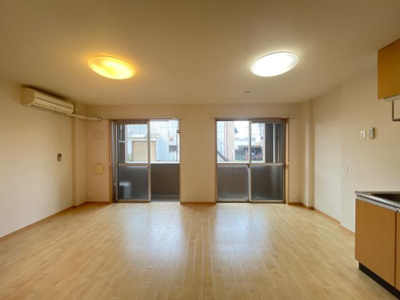 【居間・リビング】 | ルミナス・コート | リビング