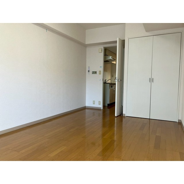 アパートメンツ練馬北町の居間・リビング
