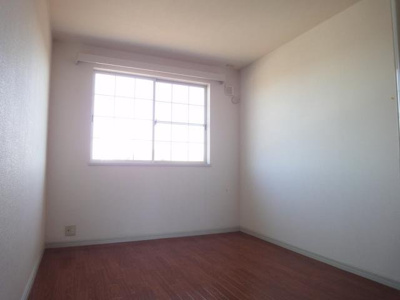 【内装】 | サフィール | 洋室