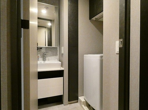 ライオンズミレス蔵前の洗面所|内装工事前写真