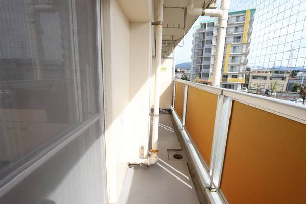 ビレッジハウス七城1号棟のバルコニー|ビレッジハウスの同一物件・同一タイプの間取りの写真です