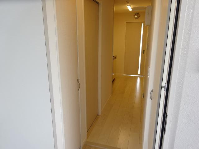 レジデンスアイリス医大南の玄関|玄関（イメージ）