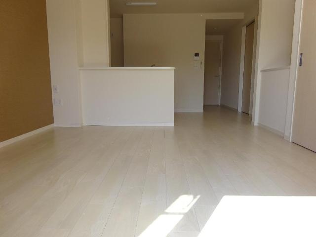 ワタリ　グランディAの居間・リビング|リビング