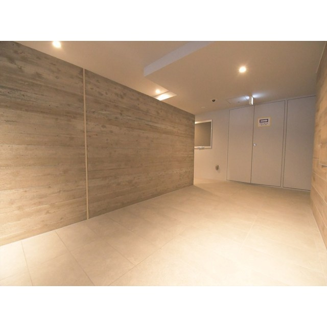 ラクレイス横濱関内のロビー