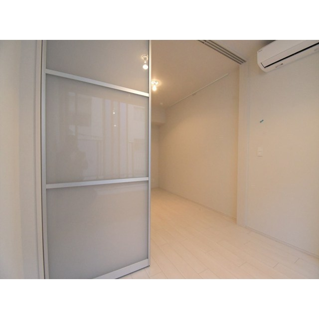 ラクレイス横濱関内の居間・リビング