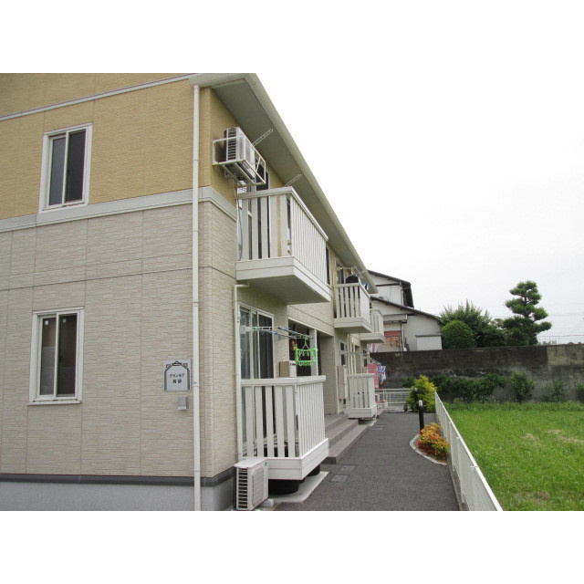 グランモア茜部の外観