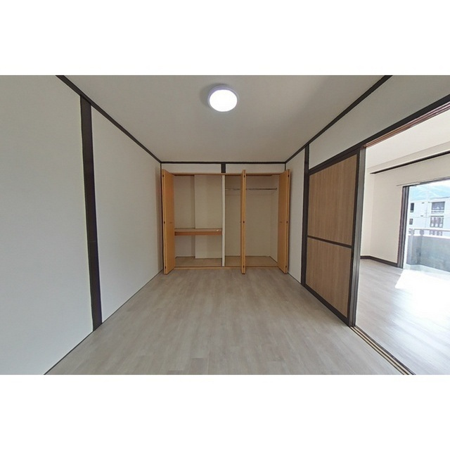 岐阜市福光西１丁目のアパートの収納