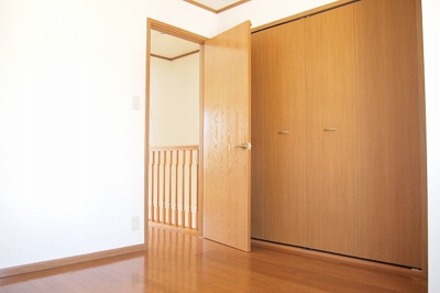 【その他】 | エトワール（田部町） | 洋室